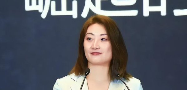 宗庆后家眷争产风暴:四个孩子三位妈,权门水落石出