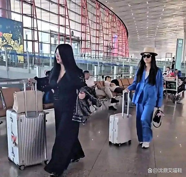 李湘母女身段剧变,威望如虹显凌云!